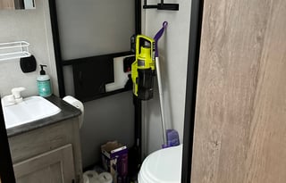 Family fun Camper with game room!!