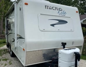 Forest River RV Flagstaff Micro Lite 21FBRS