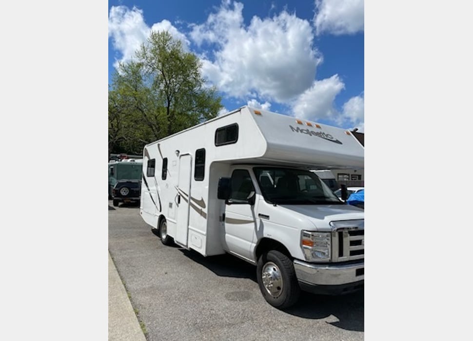 Class C Motor Home rentals in Toronto