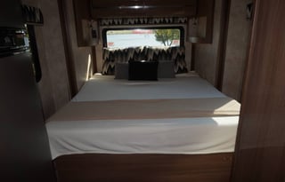 2015 Winnebago Itasca Navion iQ 24G