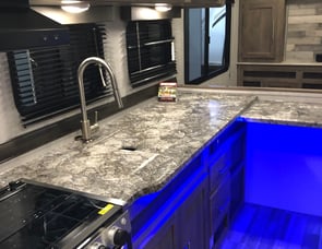 CrossRoads RV Zinger Lite ZR259FL