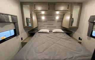 Pedro's Resort   2020 Palomino Puma