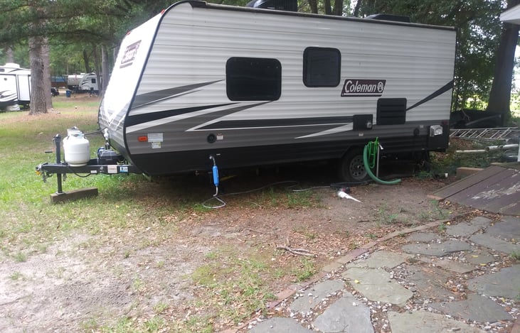 RV’s are ready to go at any time convenient. You can basically have a vacation every weekend! RV’s can be so easy to setup.