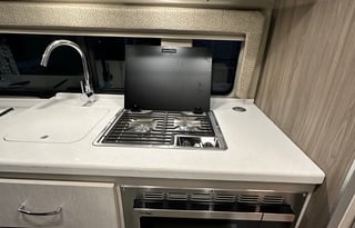 2022 Thor Motor Coach Tellaro 20K