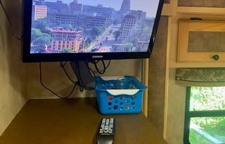 KZ 180 Coyote Lite camping trailer