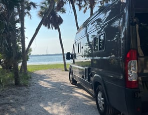 Winnebago Solis 59PX