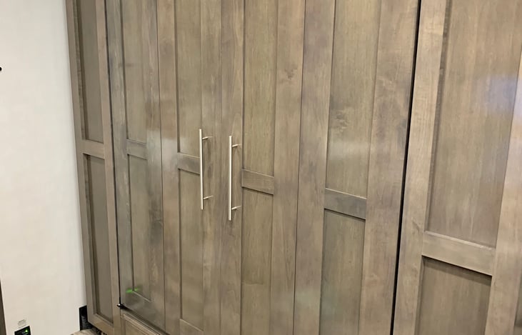 Twin bunkhouse closes up when not in use