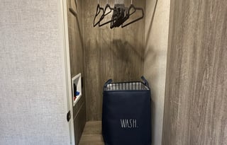 Spacious GLAMPING in “Big Gem”