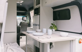 “La Explora” LUXURY Mercedes Sprinter4x4 Campervan
