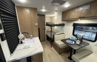 CHEROKEE BLUE - 2025 Cherokee 16EV
