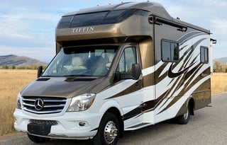 2017 Tiffin Motorhomes Wayfarer 24 QW