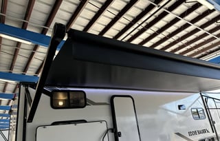 Brand NEW Eddie Bauer