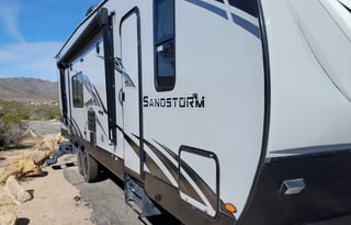 Sandstorm Family Escape