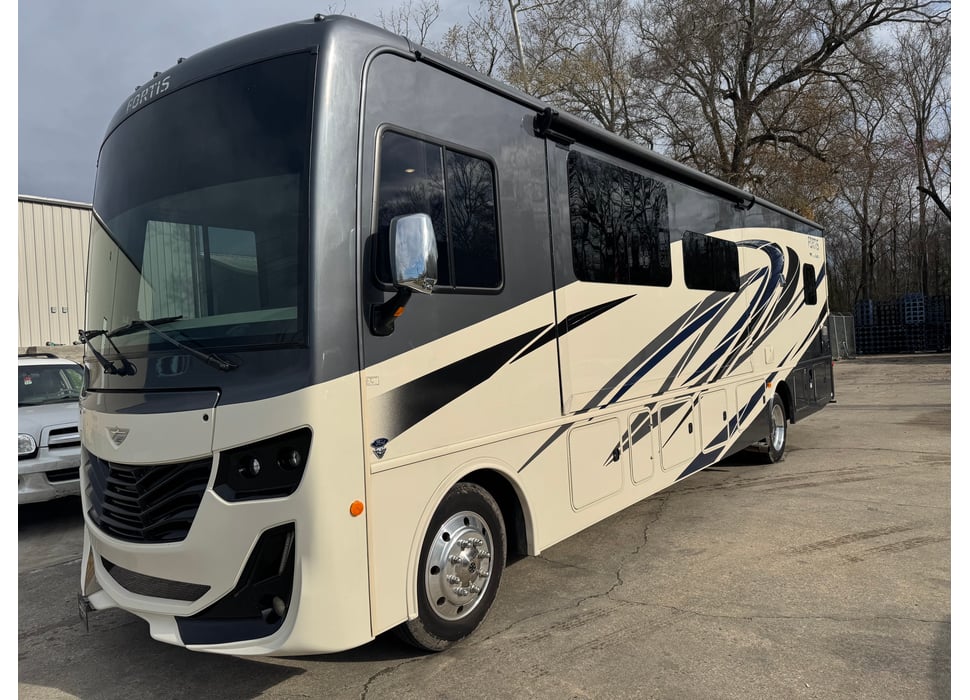 Class A Motor Home rentals in Zachary