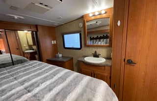 Spacious 5th Wheel, Incredible Bunkroom Floorplan!