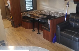 2017 Heartland Mallard 32