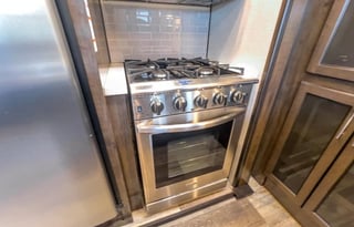 2021 Dutchmen Voltage 4135