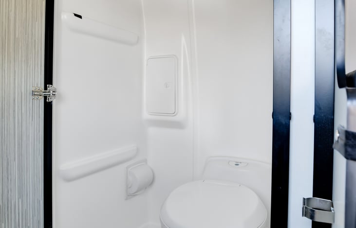 Cassette toilet and indoor shower