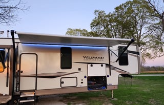 2022 Forest River RV Wildwood Heritage Glen 369BL