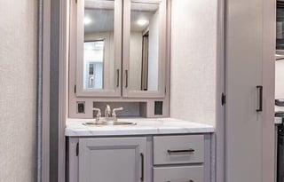 2022 Thor Motor Coach Hurricane 31C