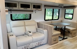 2024 Rockwood Ultra Lite 2706WS by Forest River