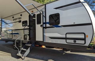 *Delivery Only* 2021 Venture RV SportTrek ST271VMB