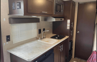 SUV towing friendly camper w/ FREE generator use with every rental!!