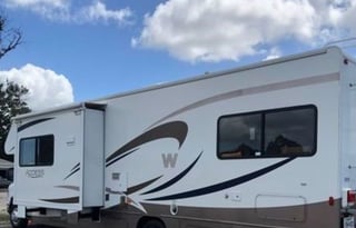 The "Sparky" - 2009 Winnebago Access M31J