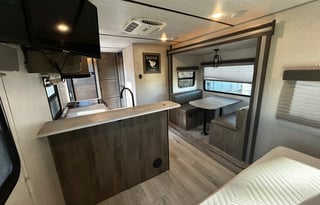 2022 Forest River RV Surveyor Legend 202RBLE