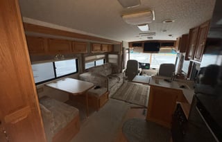 2003 Winnebago Brave 27B