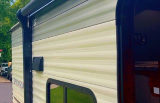 18 ft Easy tow Mini Vacation Travel Trailer