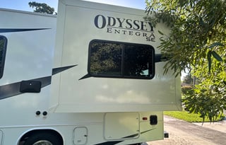 Good Chi RV - Your Ultimate Adventure on Wheels!