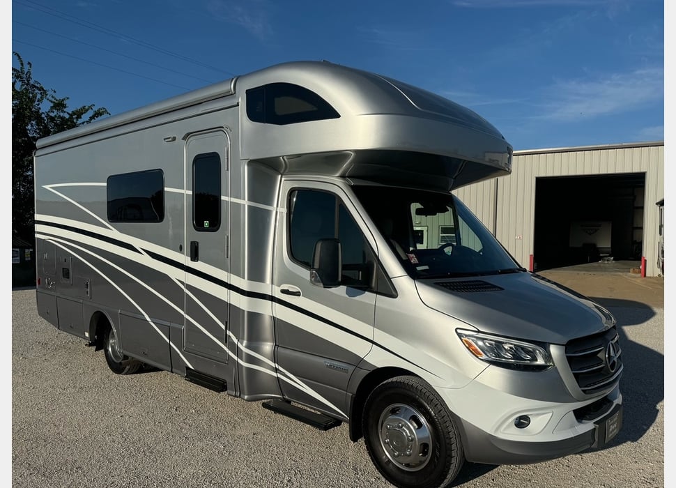 Class C Motor Home rentals in Corinth