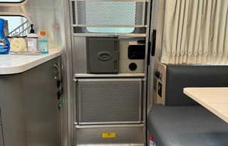 2024 Airstream Globetrotter