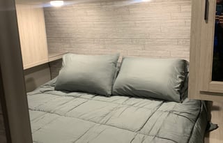 2025 Catalina Coachmen 261BHS **15% Discount**