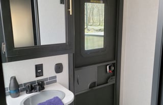 Spacious Large Pet Friendly Family Camper