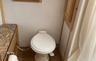 Sleeps 8. 2019 Ice Castle RV Edition.