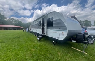 Nomadic Nature Rentals w Luxury Amenities (Mickey)