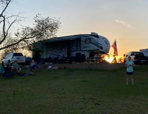 Forest River RV Cherokee Arctic Wolf 315TBH8