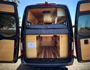 Mercedes-Benz Mercedes-Benz Sprinter 2500