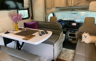 2022 Thor Ouantum LC28 is Ready for Adventure
