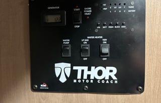 2022 Thor Chateau Class C RV – Easy Drive