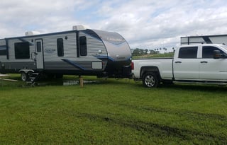 2022 Coachmen Legacy Edition 37 ft 303RKDS