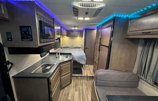 "Rocky the RV" 2018 Thor Majestic 23A