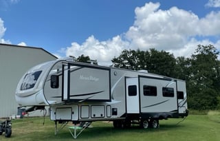 2021 Highland Ridge RV Mesa Ridge XLT MF364BHS