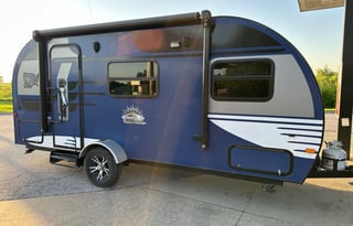 2016  Winnebago Winnie Drop 170S