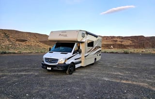 Sleek Coachmen Prizm Drives Like a Van!
