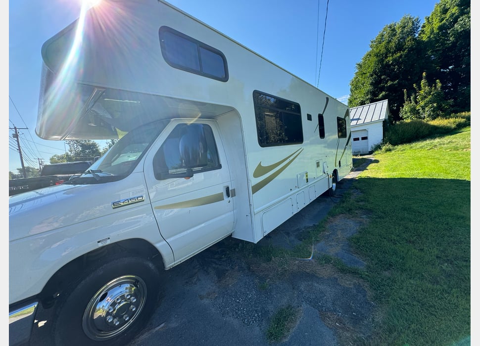 Class C Motor Home rentals in Casco