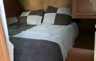 Lone Pine Prowler Bunkhouse