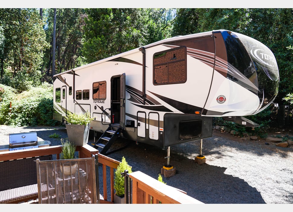 Fifth Wheel rentals in Roseville